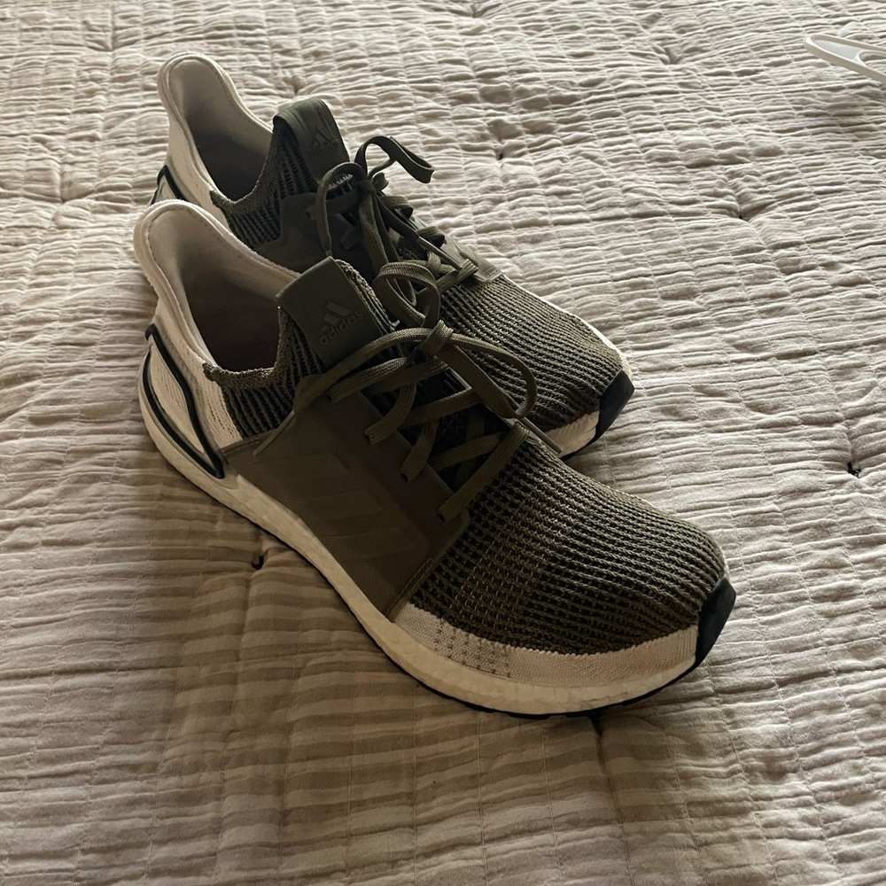 Green Adidas Ultraboosts size mens 10.5